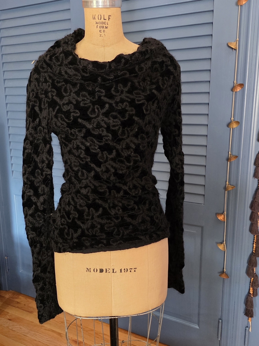 Anett Röstel Rostfrei Burnout Velvet Asymmetrical Top Sheer Mesh Black DE 34
